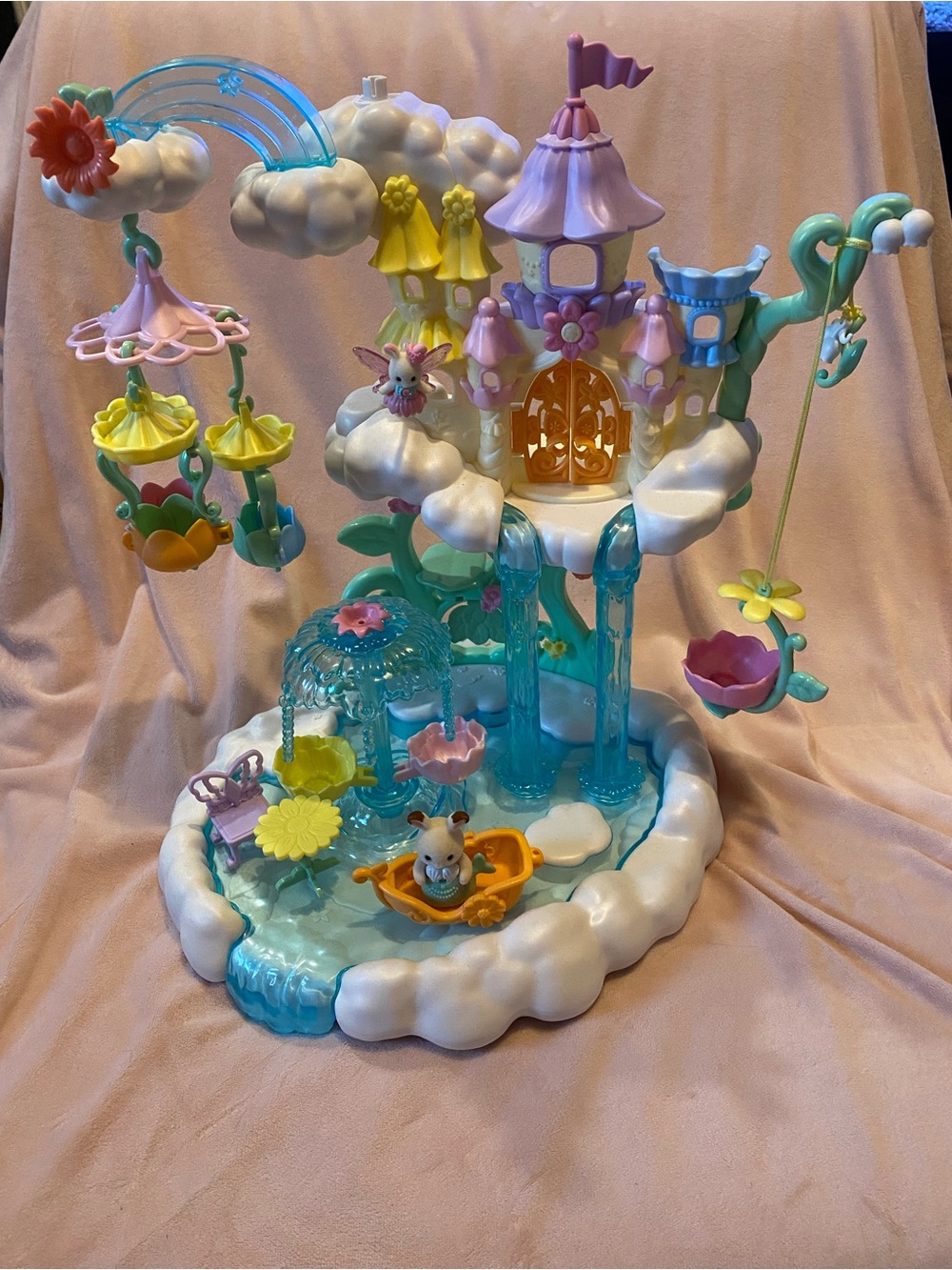 Sylvanian Families/Calico Critters Sky Dream Fairy Castle w/Critters